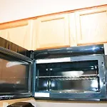 Sparkling Home Book Now! Minutes To Ap & Lv Strip!