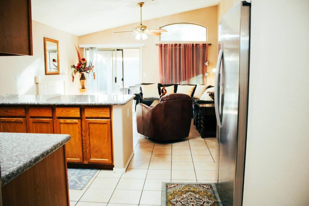 Sparkling Book Now! Minutes To Ap & Lv Strip! Holiday home Las Vegas